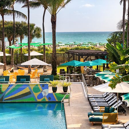Kimpton Surfcomber Hotel By Ihg Miami Beach Bagian luar foto
