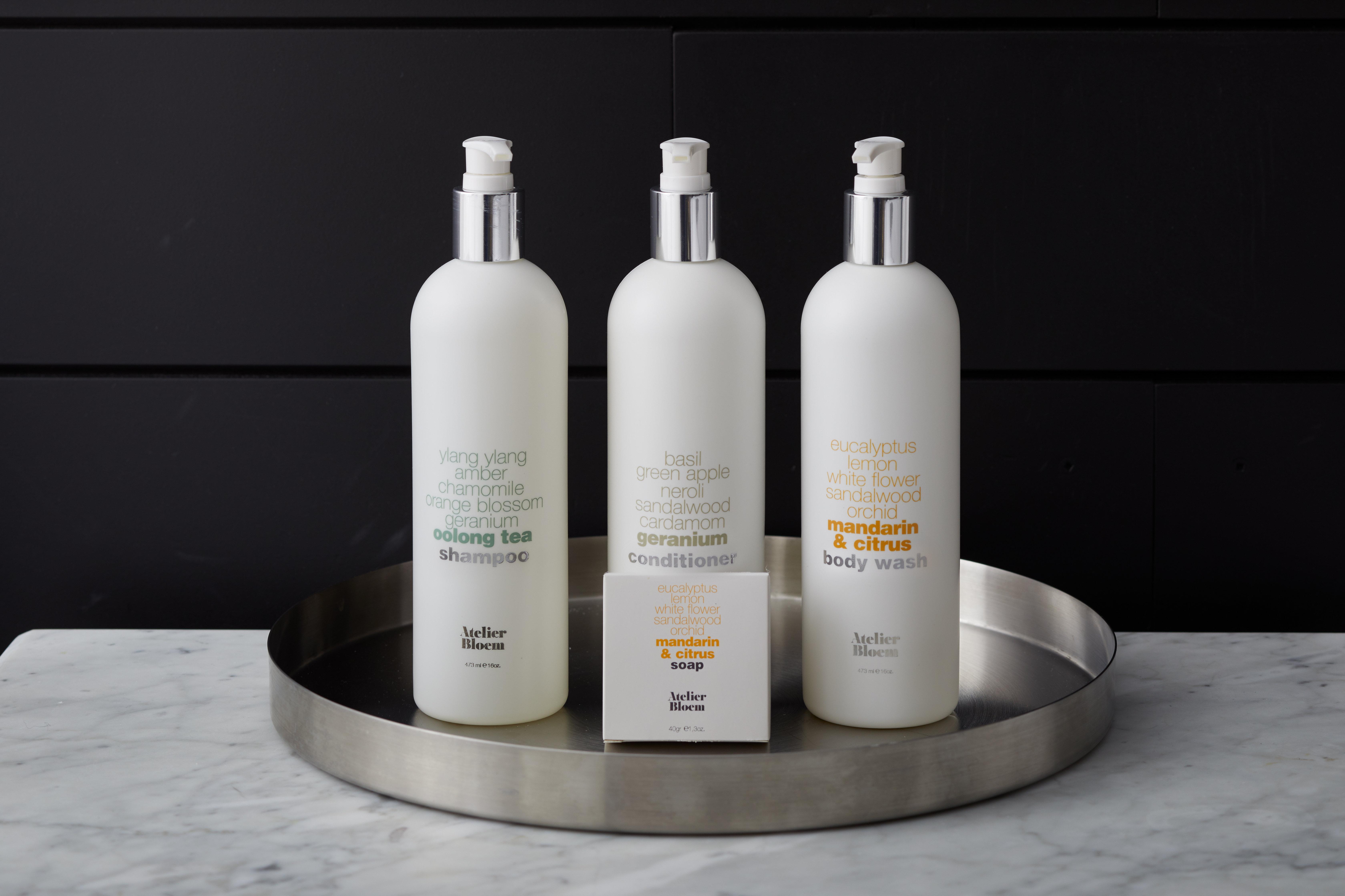 Kimpton Surfcomber Hotel By Ihg Miami Beach Bagian luar foto
