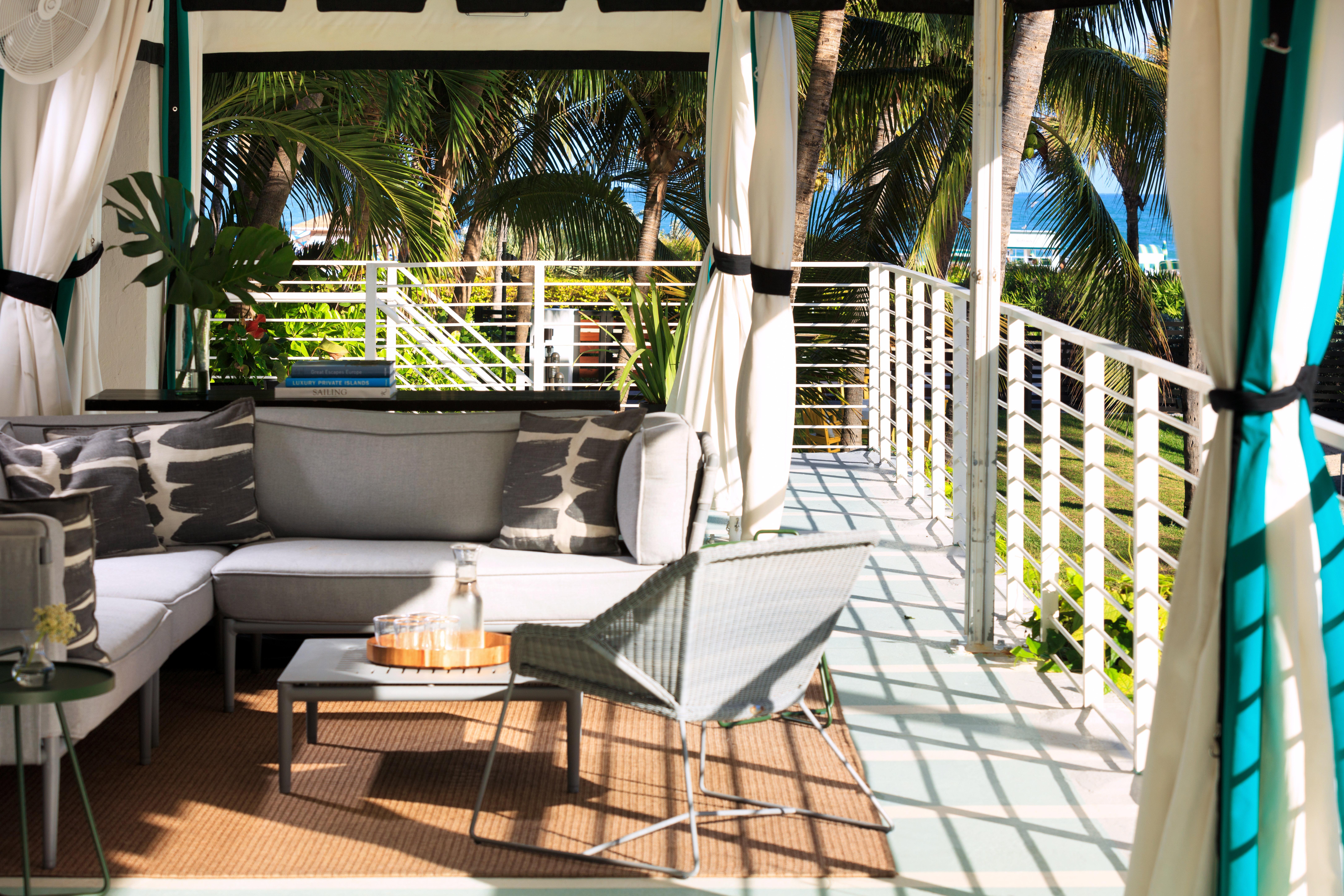 Kimpton Surfcomber Hotel By Ihg Miami Beach Bagian luar foto