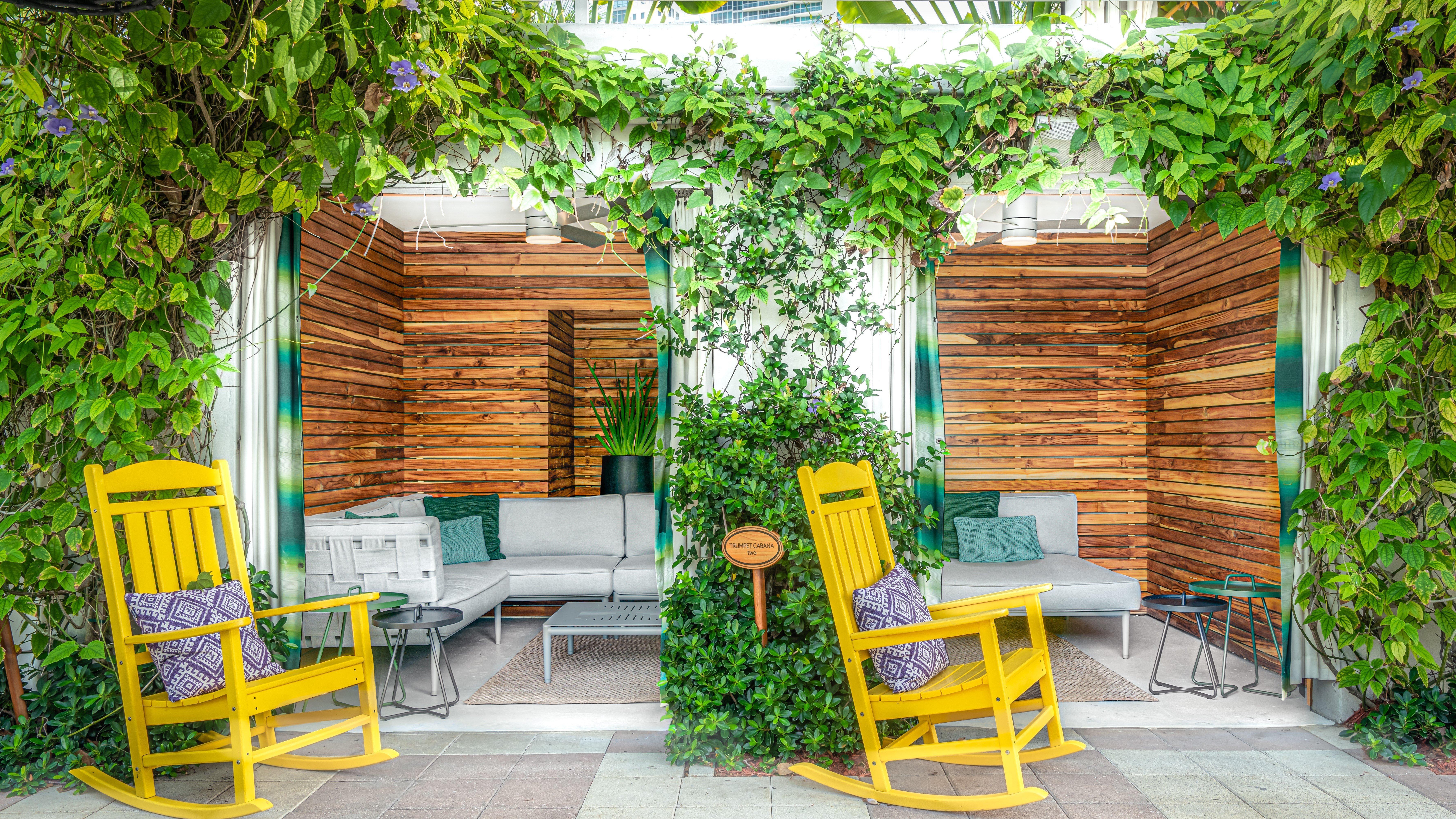 Kimpton Surfcomber Hotel By Ihg Miami Beach Bagian luar foto