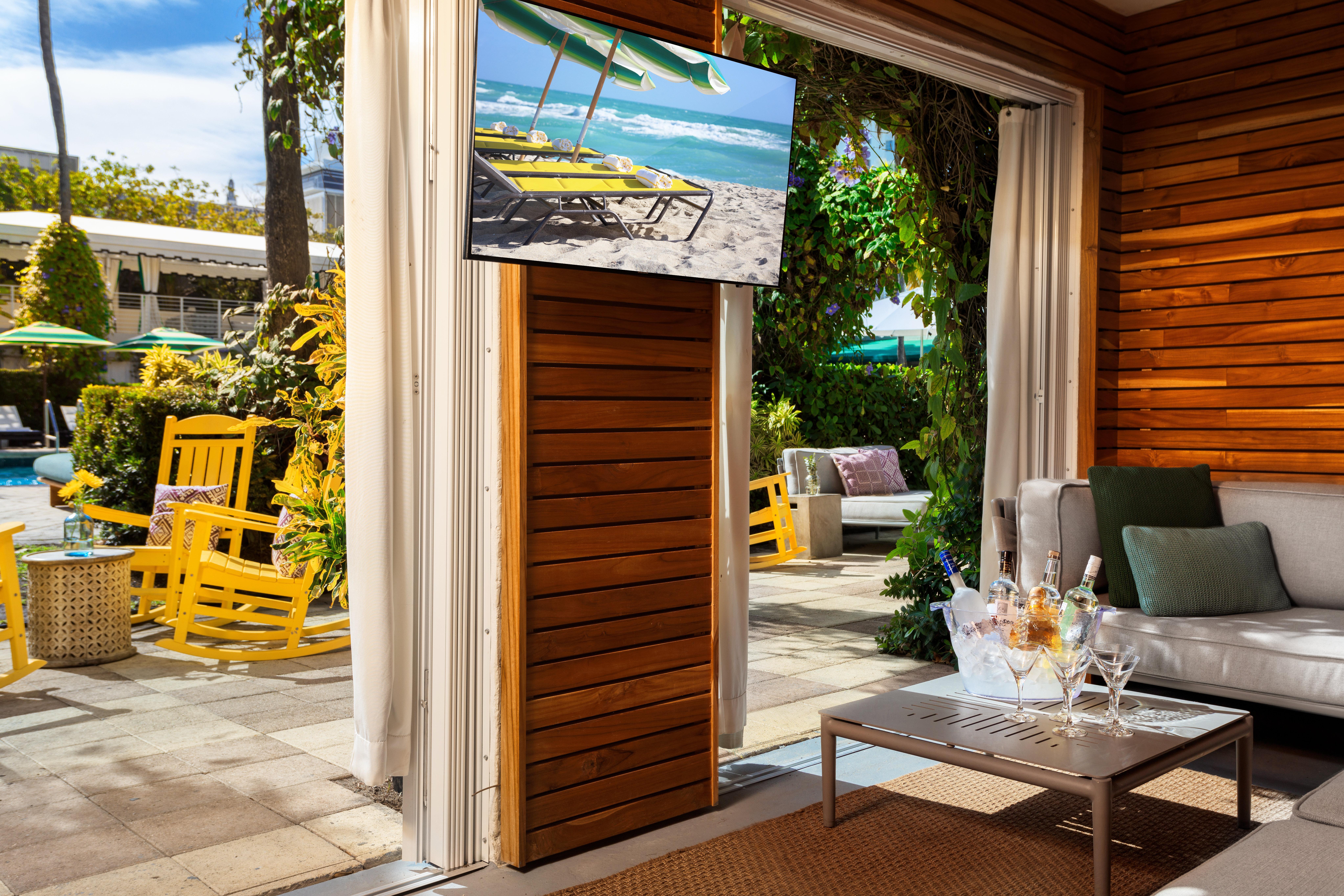 Kimpton Surfcomber Hotel By Ihg Miami Beach Bagian luar foto