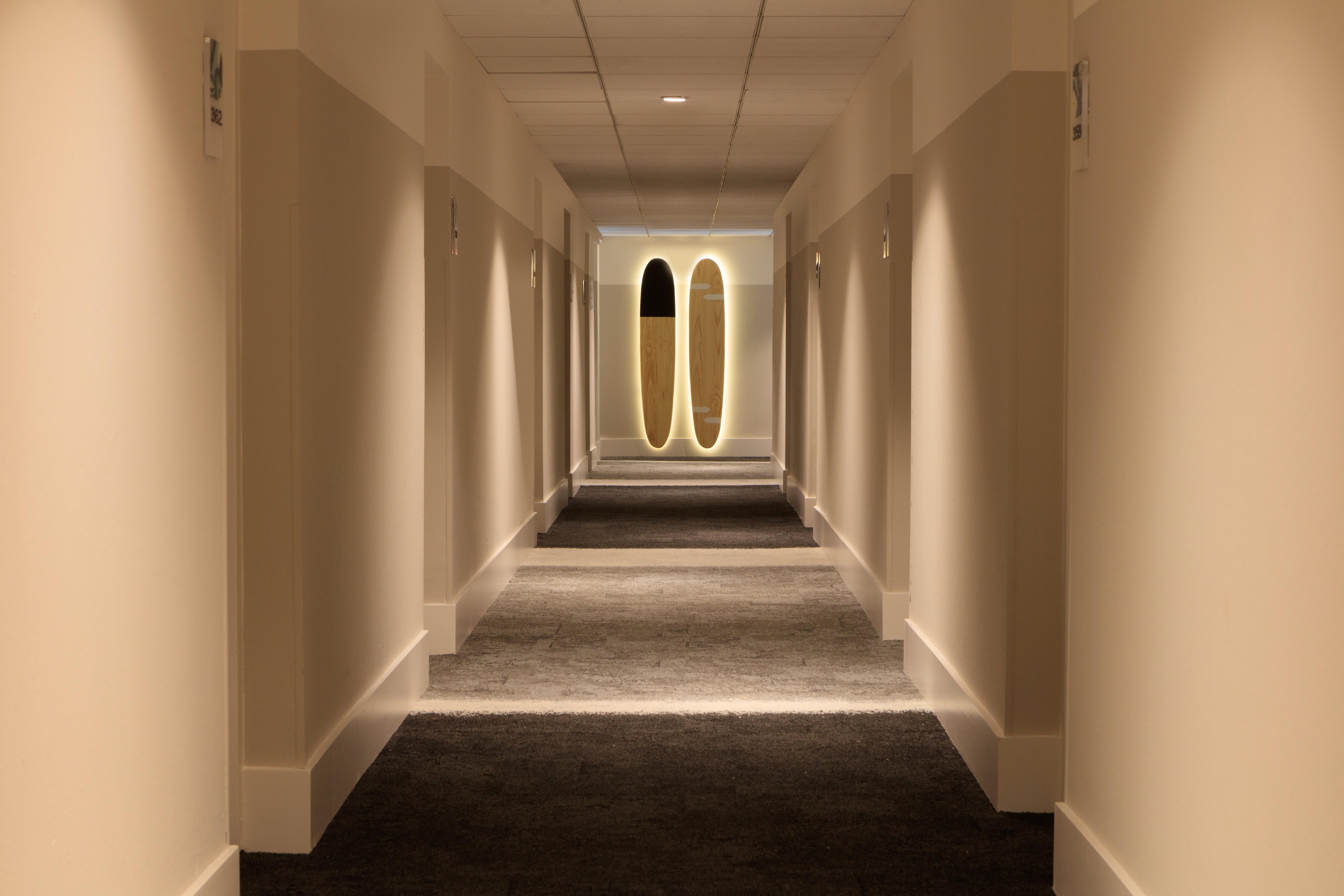 Kimpton Surfcomber Hotel By Ihg Miami Beach Bagian luar foto